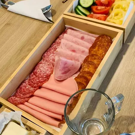 Etyekzen Couette-café 4*